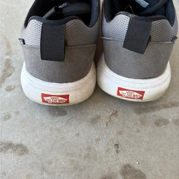 Vans Men's Ultrarange Gray Sneakers Size 11.5 - Picture 3 of 5
